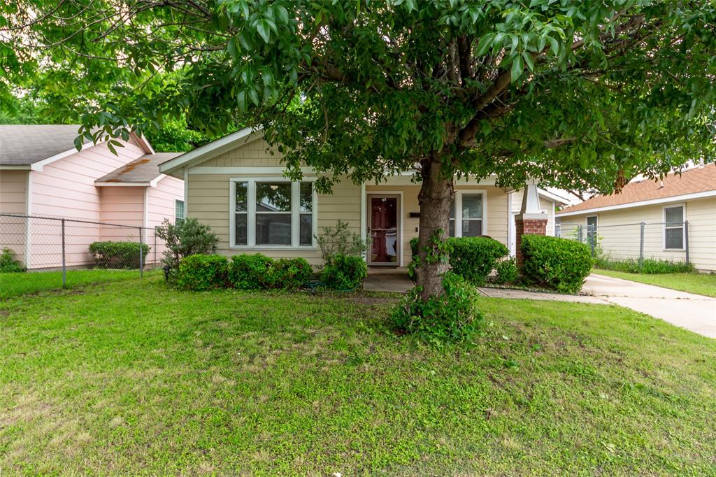 Photo 1 of 21 of 1821 Glenmore Avenue house