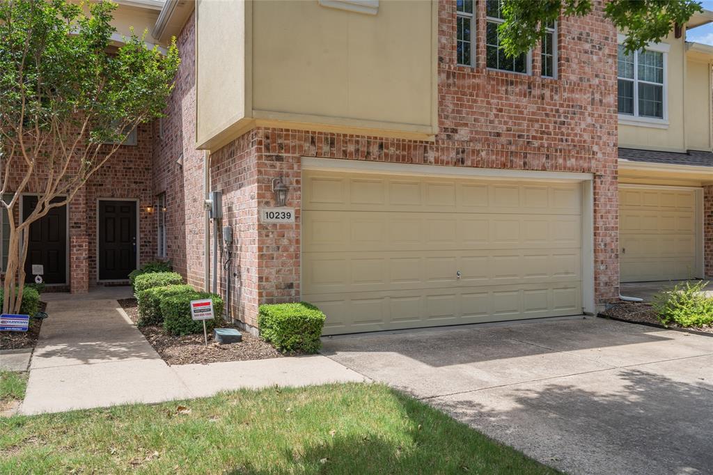 Photo 32 of 34 of 10239 Darkwood Drive townhome