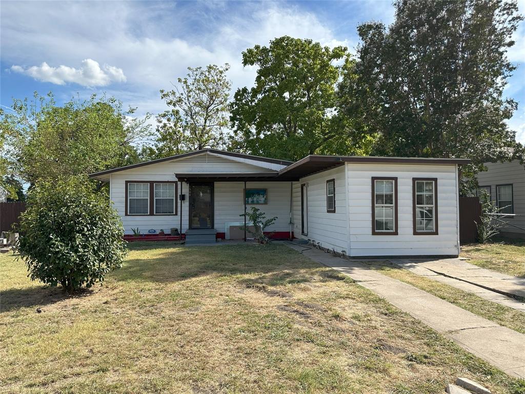 Photo 1 of 17 of 1504 Dent Street house