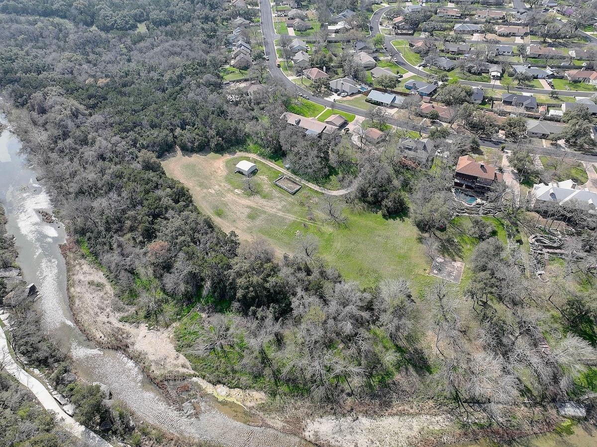 Photo 3 of 37 of 612 San Gabriel Overlook EST E house