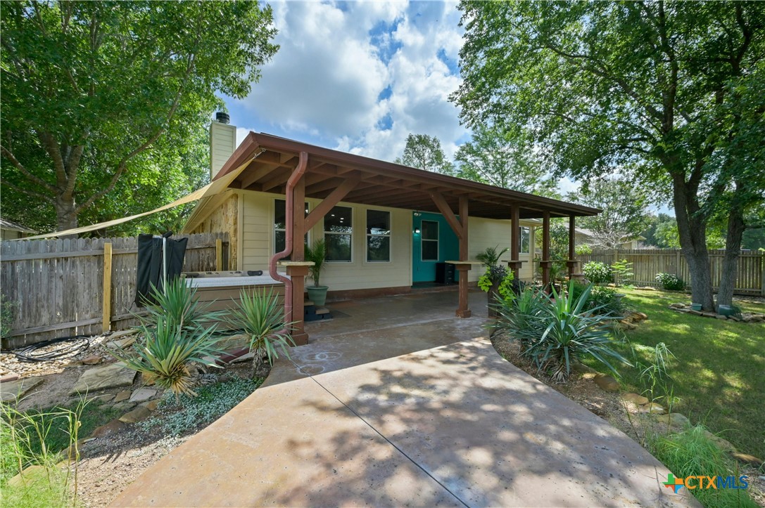 Photo 6 of 35 of 7614 Buckmeadow Drive house