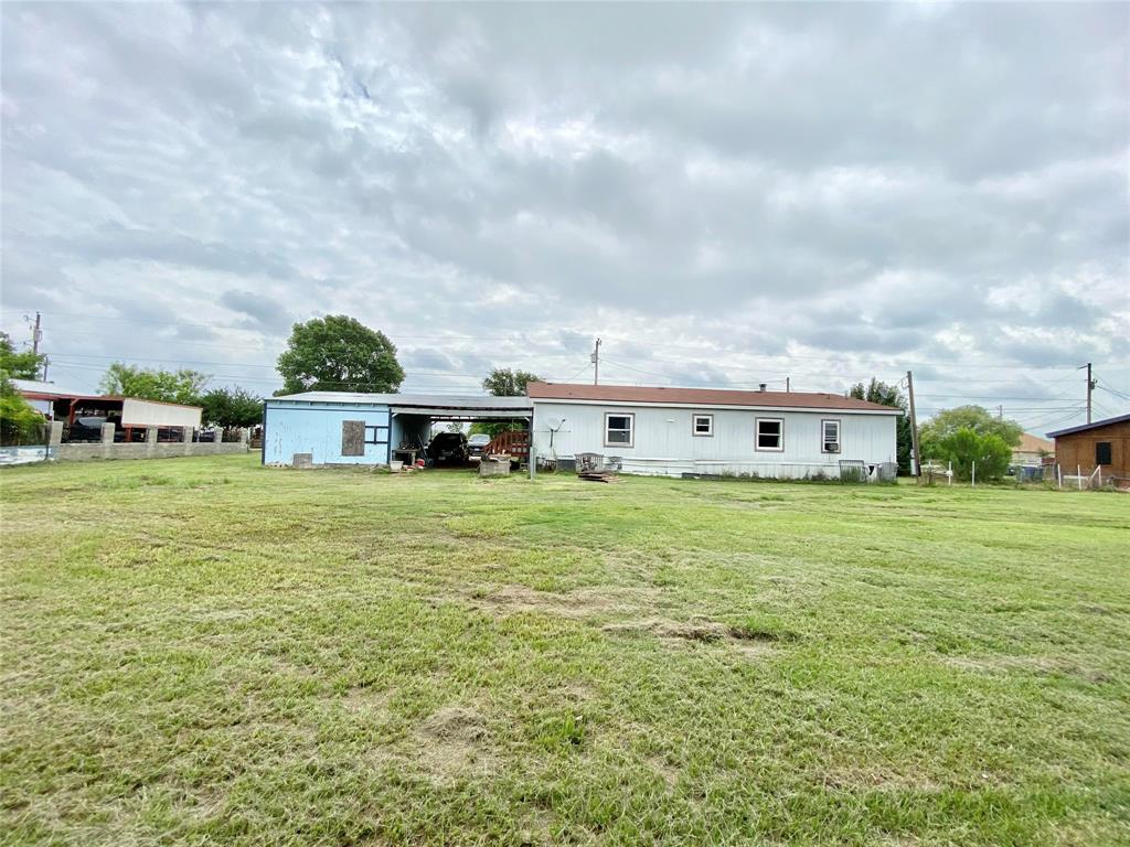 Photo 5 of 7 of 6210 Big Horn Drive mobile home