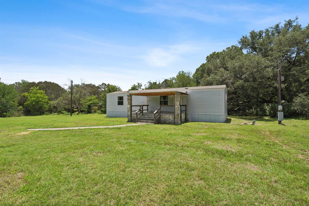 Photo 16 of 17 of 1035 Pawnee Trail mobile home