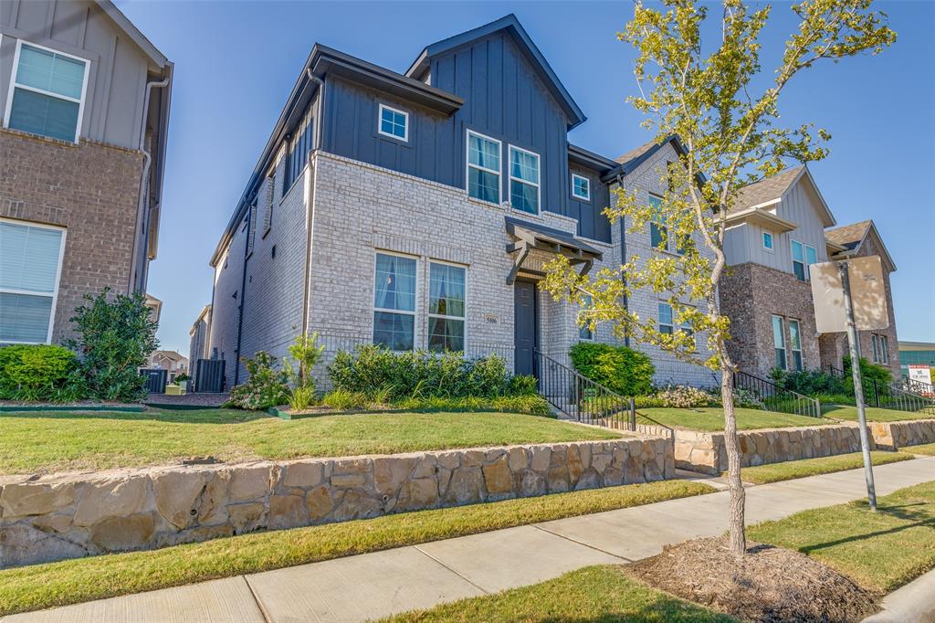 Photo 4 of 25 of 5106 Springlake Parkway townhome