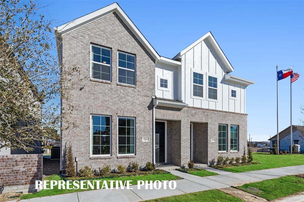 Photo 3 of 10 of 5374 Springlake Parkway townhome