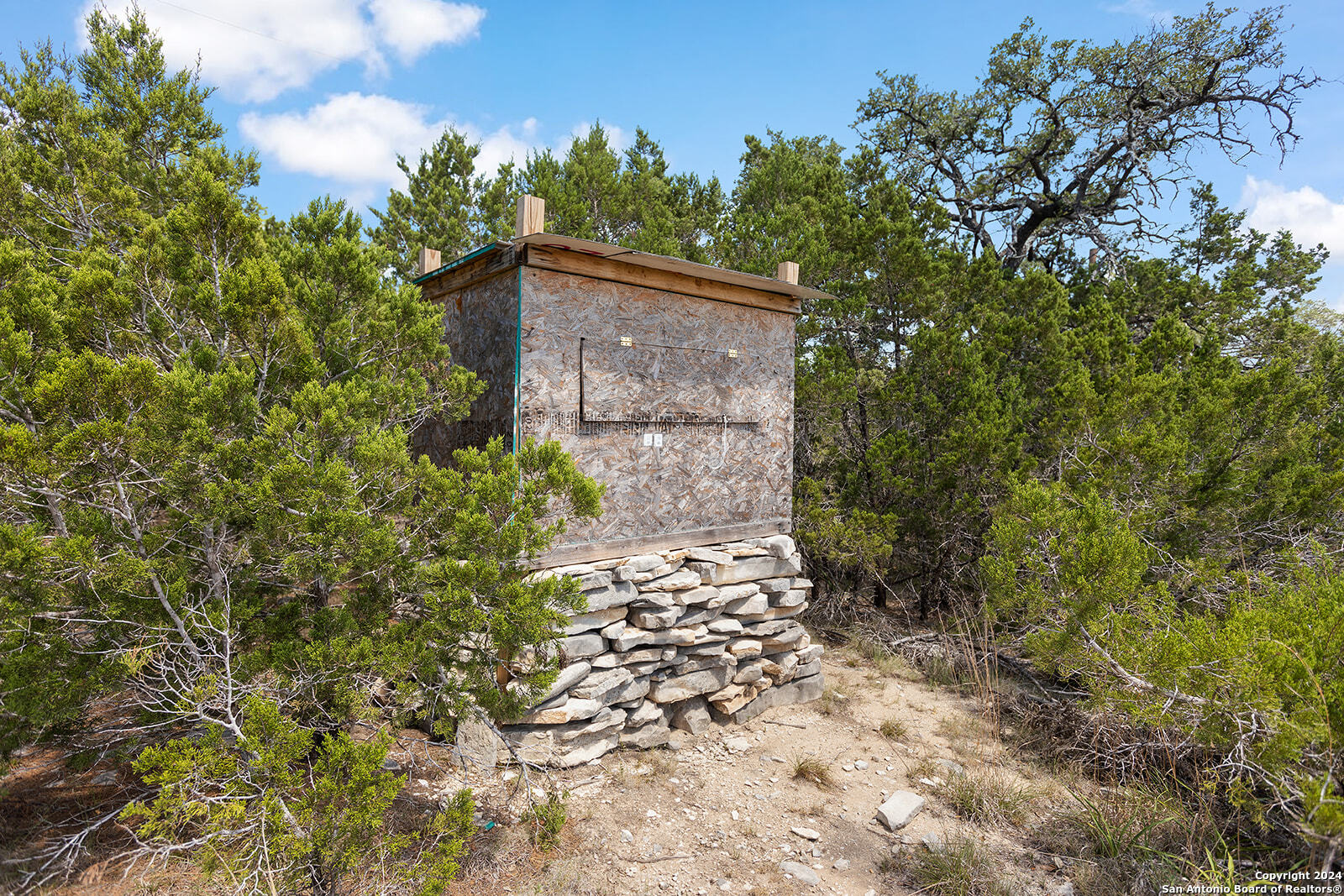 Photo 32 of 35 of 20784 Bluehill Pass house