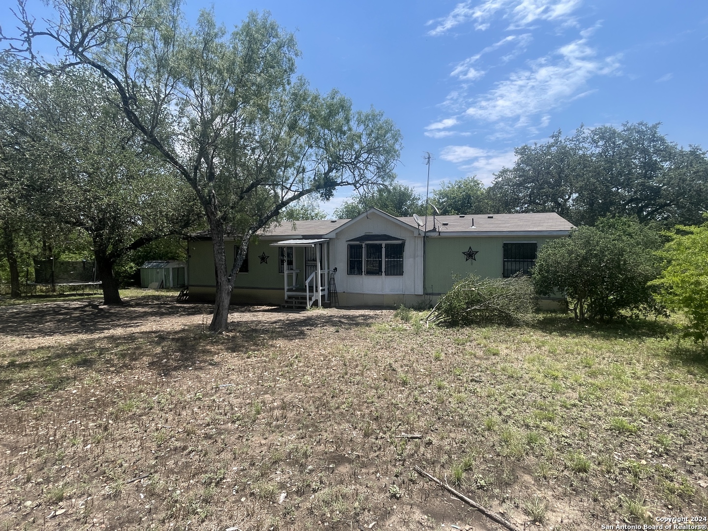 Photo 2 of 17 of 155 COUNTY ROAD 4635 mobile home