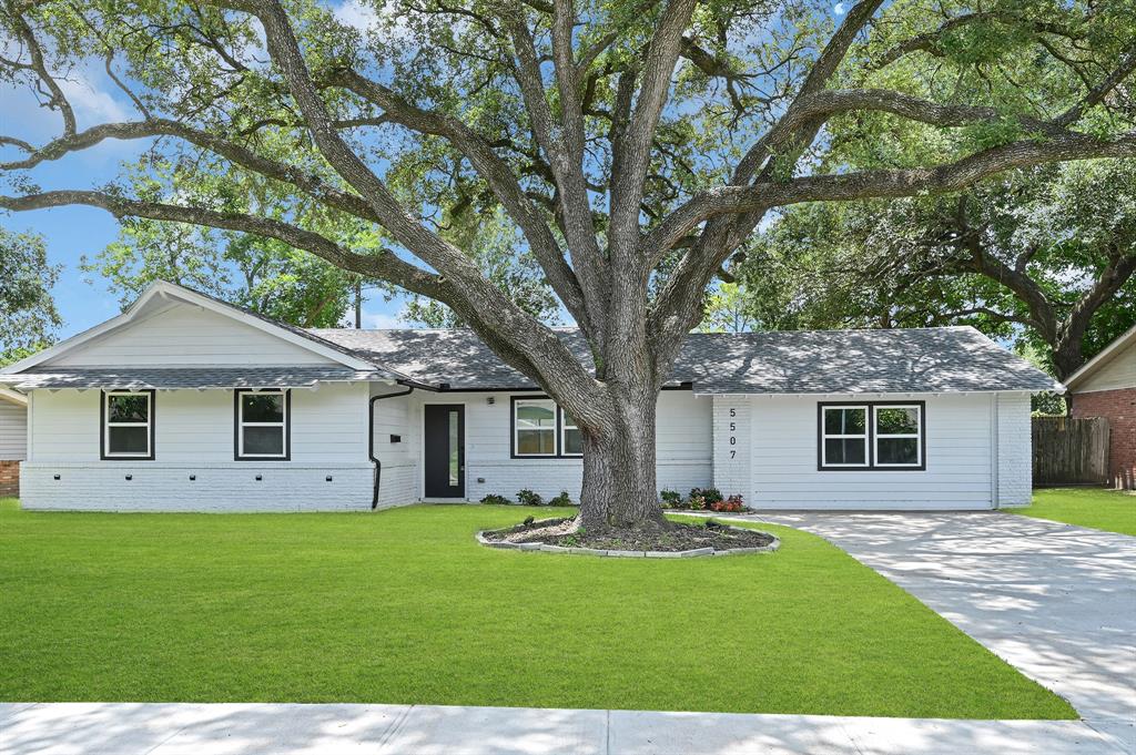 Photo 1 of 22 of 5507 Arboles Drive house