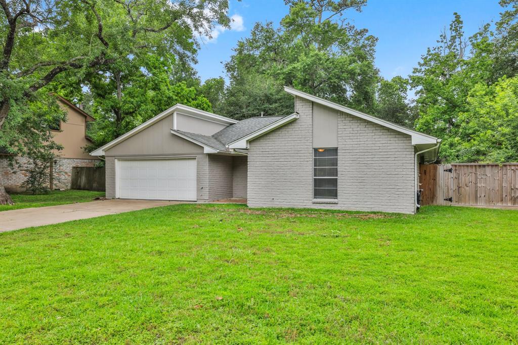 Photo 5 of 21 of 3519 Hidden Pines Drive house