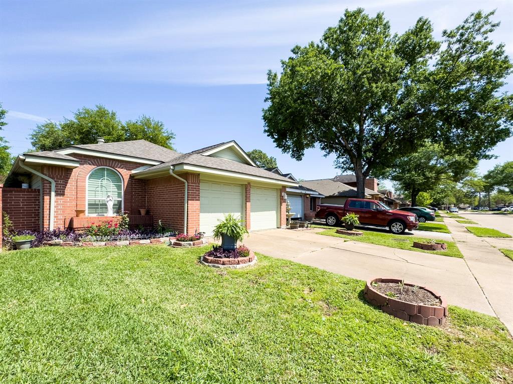 Photo 5 of 21 of 16170 Golden Sands Drive house