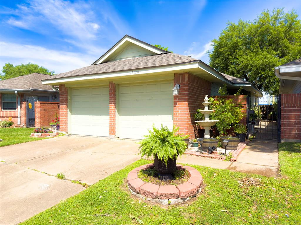 Photo 6 of 21 of 16170 Golden Sands Drive house