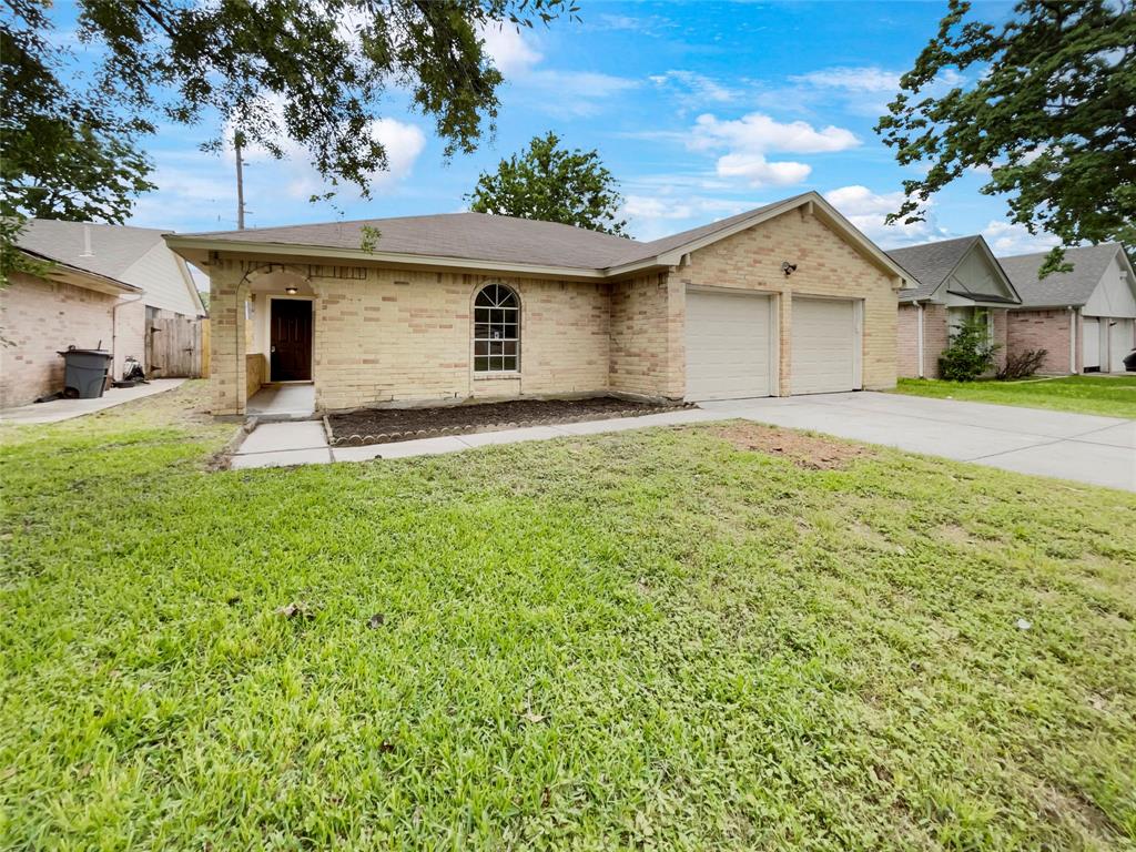 Photo 6 of 15 of 16207 Camino Del Sol Drive house