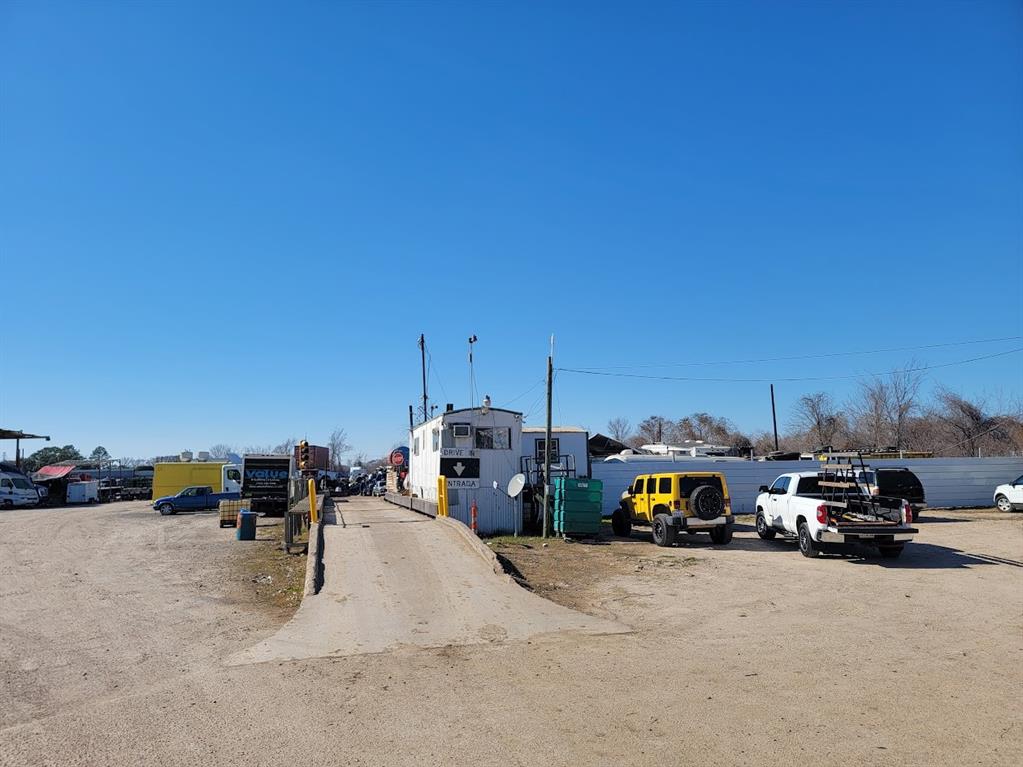 Photo 4 of 14 of 13917 Chrisman 1/2 Road land