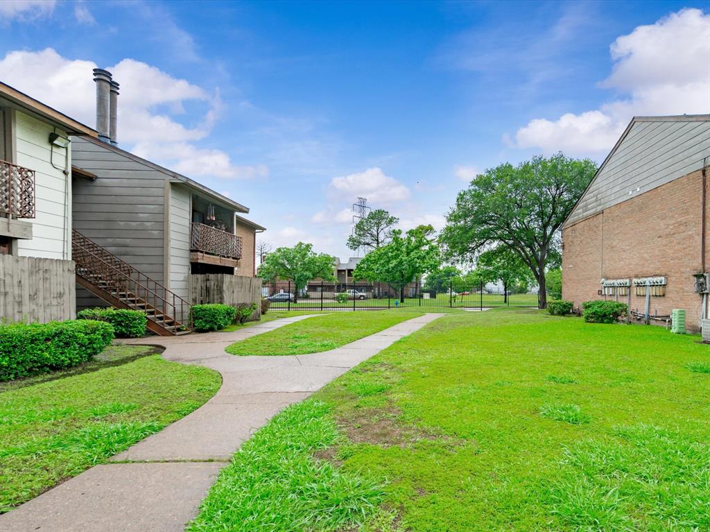 Photo 21 of 26 of 9090 S Braeswood Boulevard 75 condo