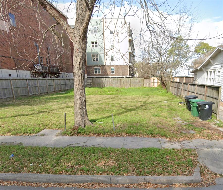 Photo 1 of 4 of 2805 Houston Avenue land