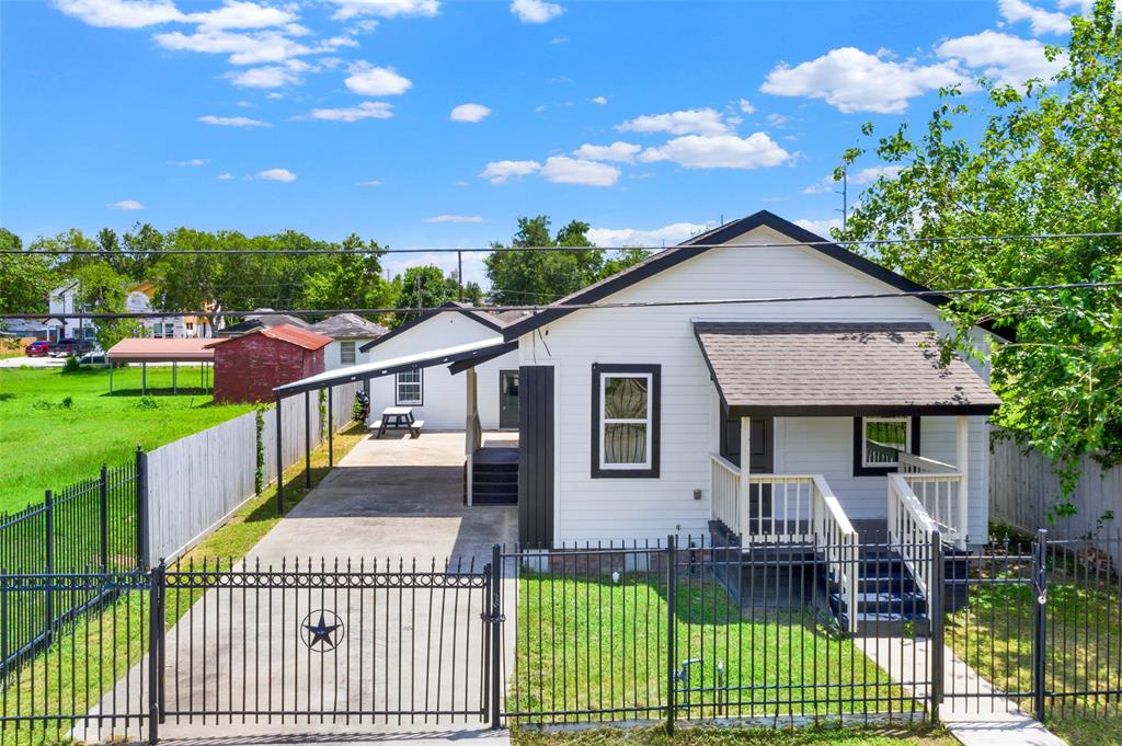 Photo 19 of 22 of 410 Bolden Street house