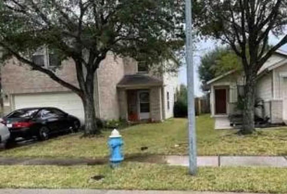 Photo 3 of 5 of 15602 Jasmine Tree Lane townhome