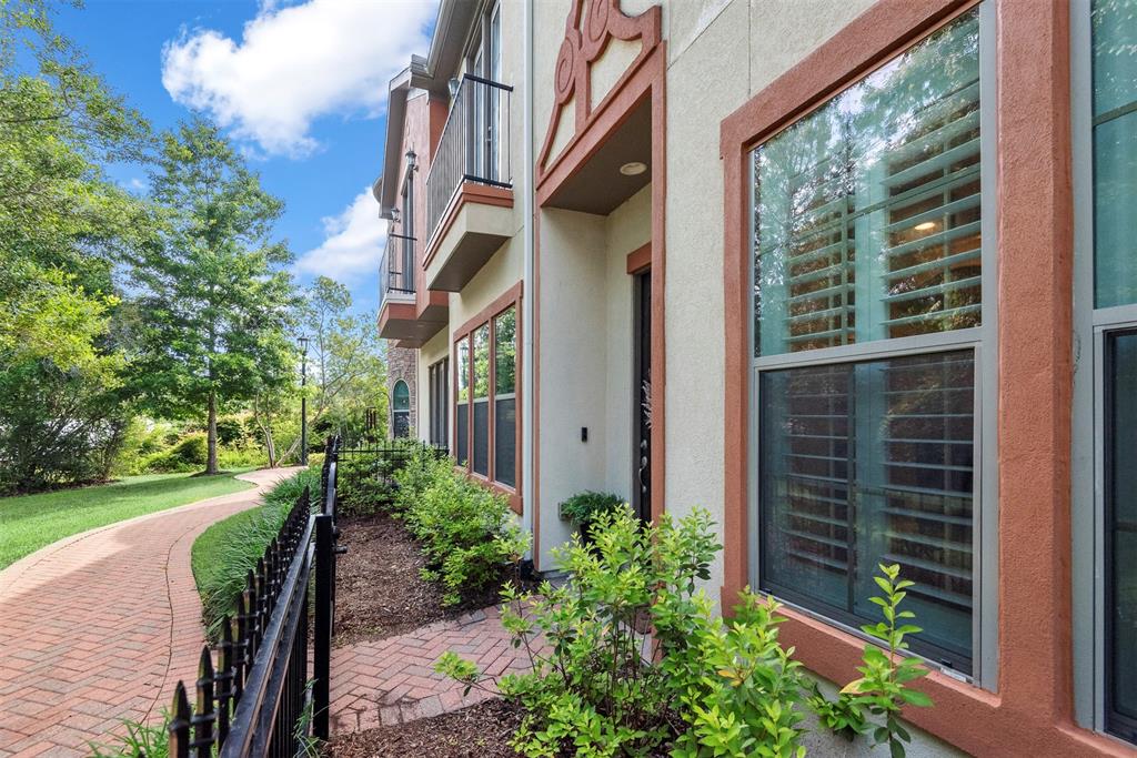 Photo 2 of 29 of 14552 Vintage Preserve Parkway townhome