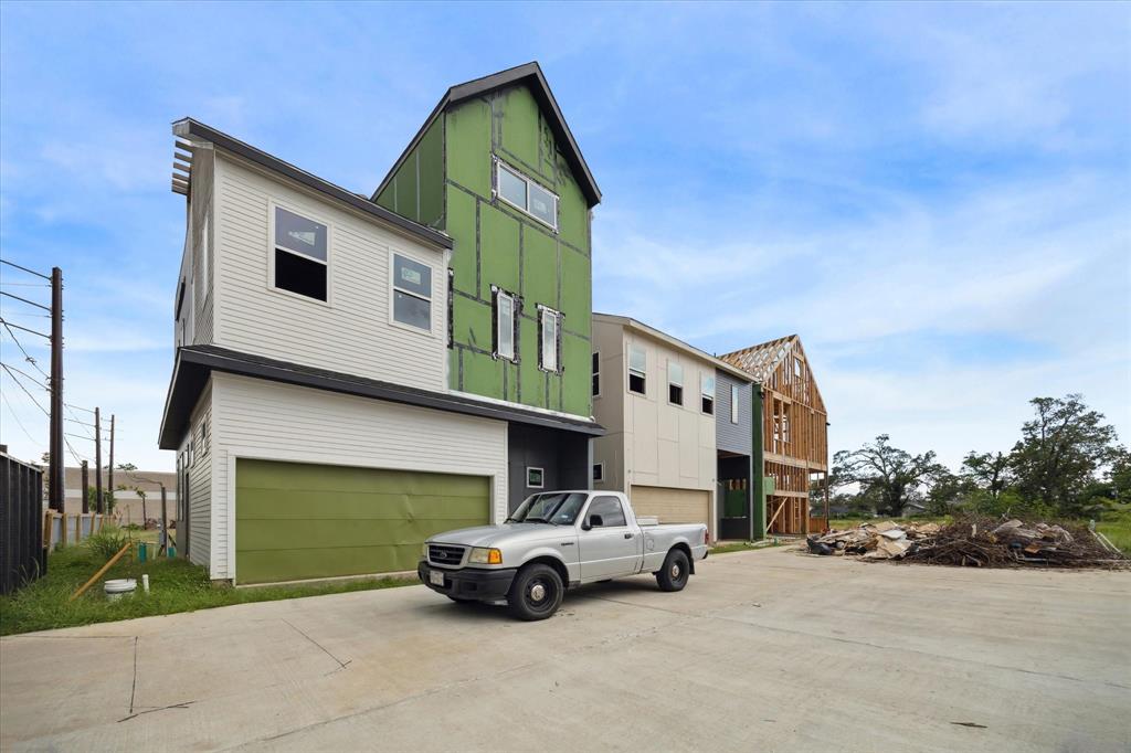 Photo 8 of 14 of 3907 Yale Heights Drive townhome