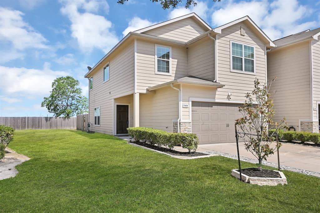 Photo 2 of 16 of 11414 Elegant Way townhome