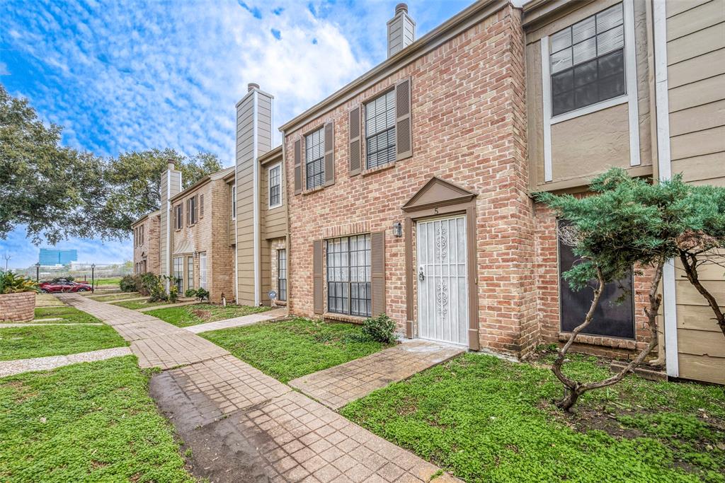 Photo 17 of 18 of 9901 Sharpcrest Street H5 townhome