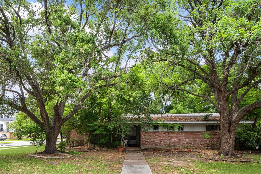 Photo 1 of 8 of 4958 Wigton Drive house