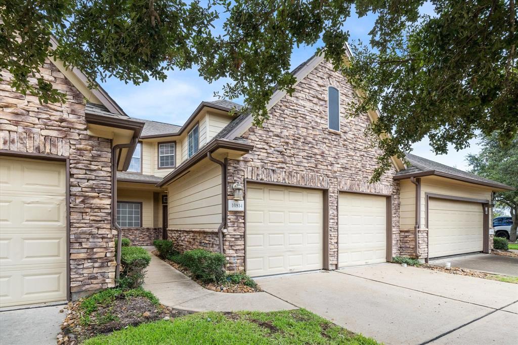 Photo 1 of 35 of 10814 Bay Bridge Drive townhome