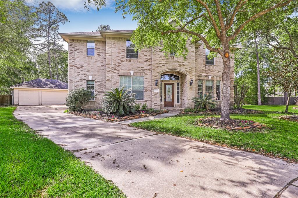 Photo 3 of 42 of 12402 Brazos Bend Trail house