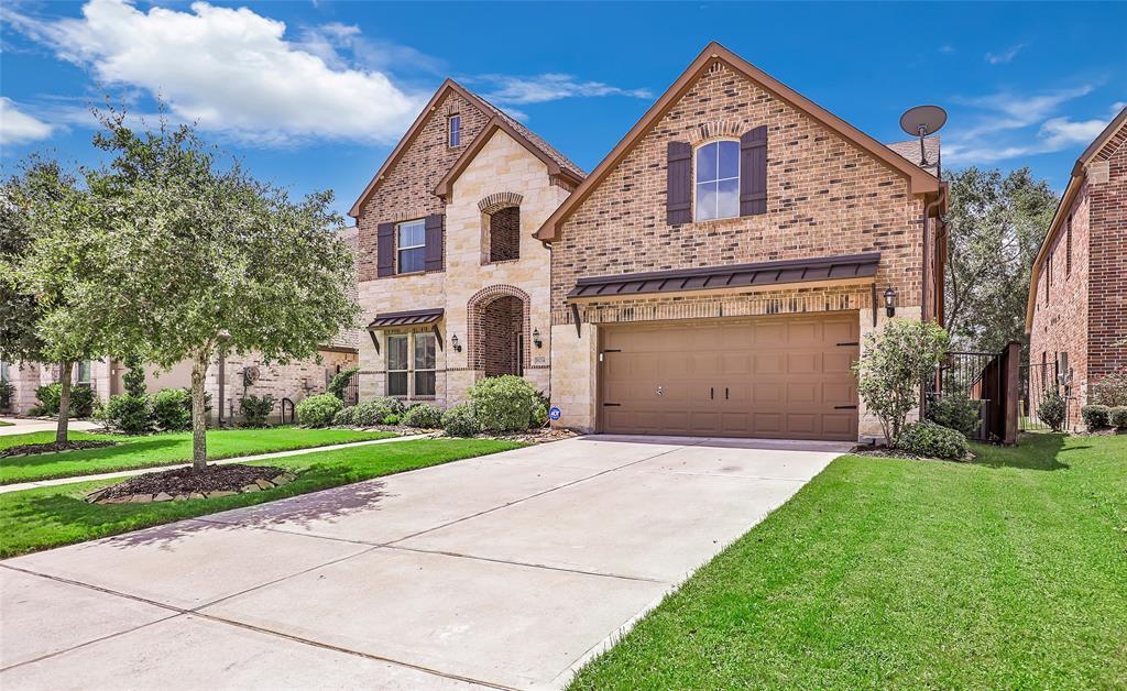 Photo 4 of 50 of 16214 Whiteoak Canyon Drive house