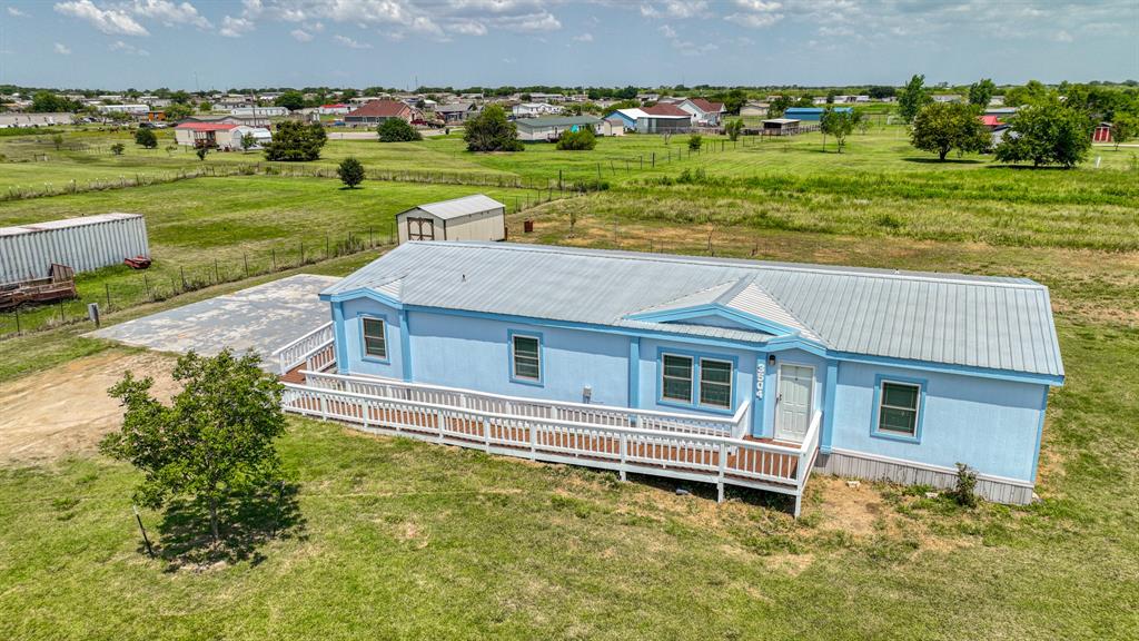 Photo 31 of 39 of 3504 Wild Horse Lane mobile home