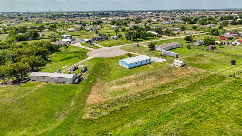 Photo 38 of 39 of 3504 Wild Horse Lane mobile home