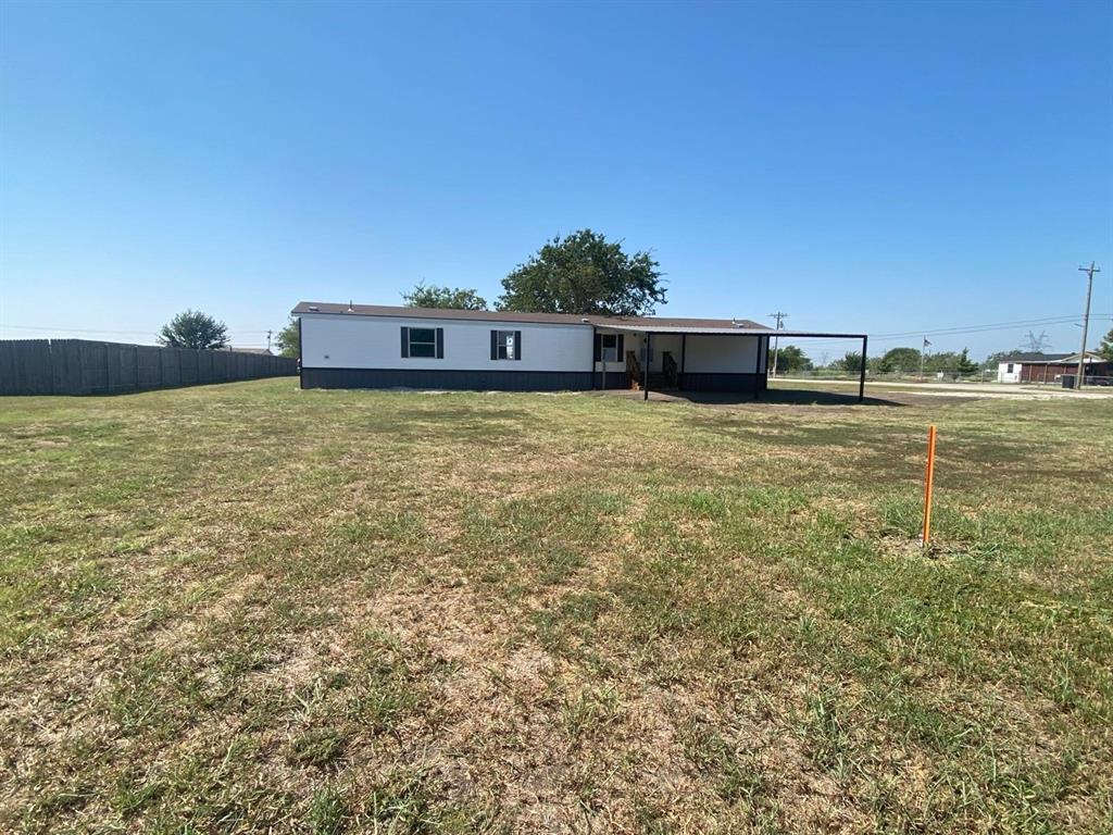 Photo 6 of 10 of 3721 Berry Springs Court mobile home