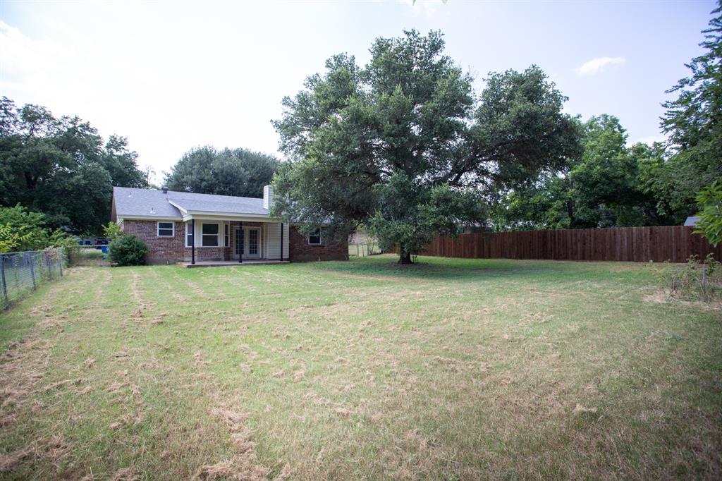 Photo 18 of 21 of 219 Woodlawn Drive house