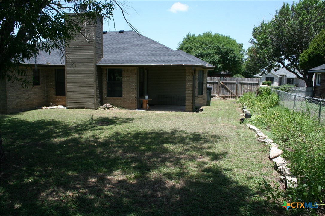 Photo 8 of 33 of 4504 Bluestem Lane house