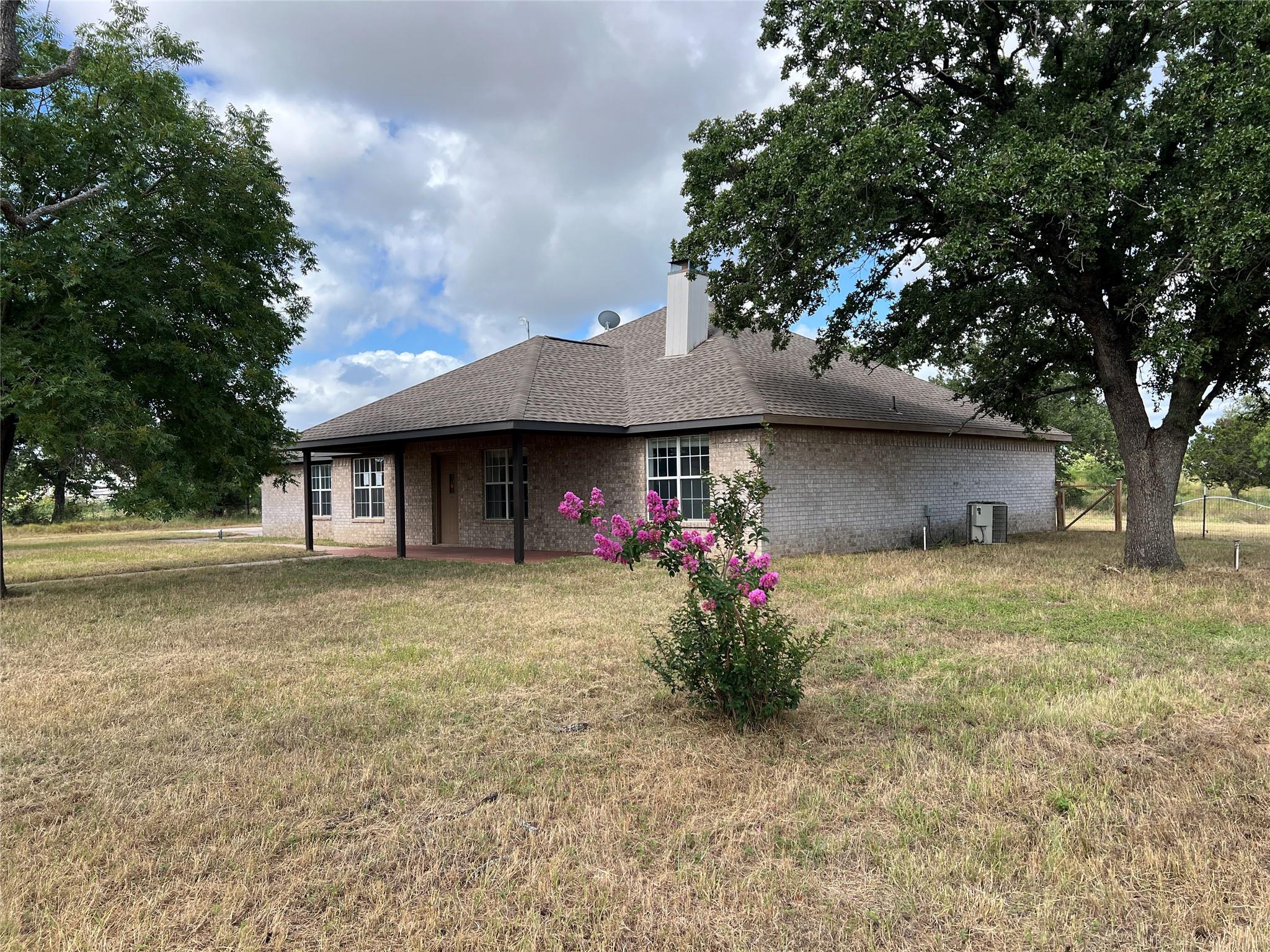 Photo 4 of 21 of 2960 Quail Creek LOOP house