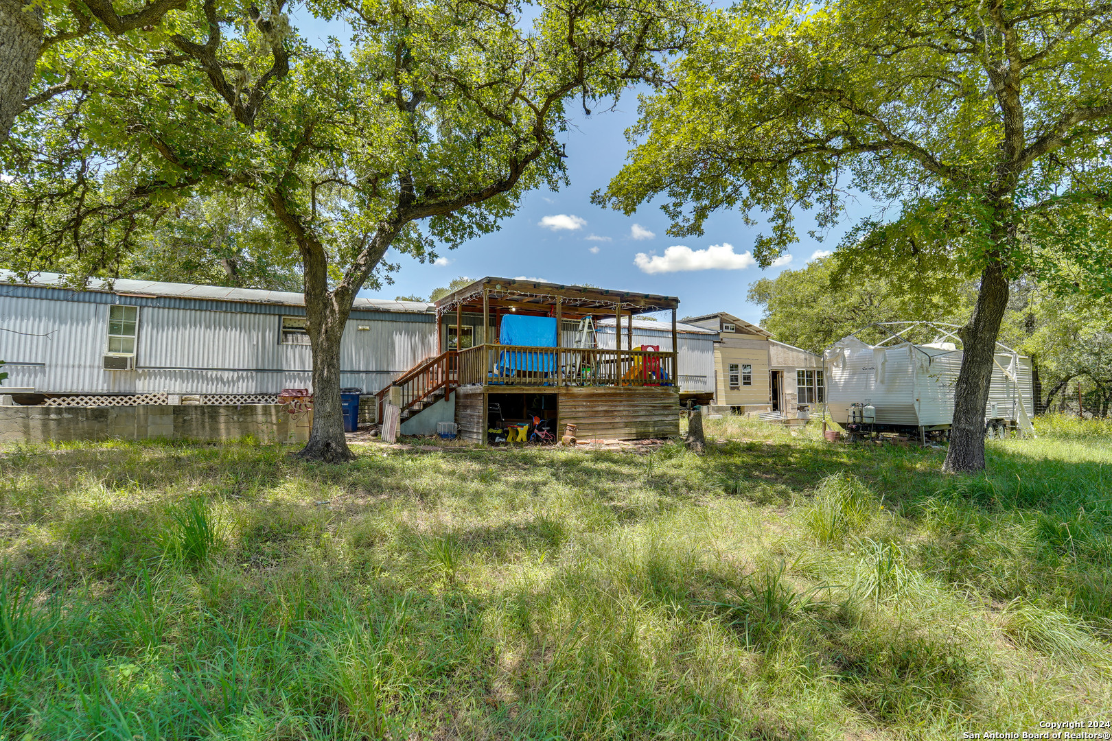 Photo 4 of 19 of 218 TRAILS END mobile home