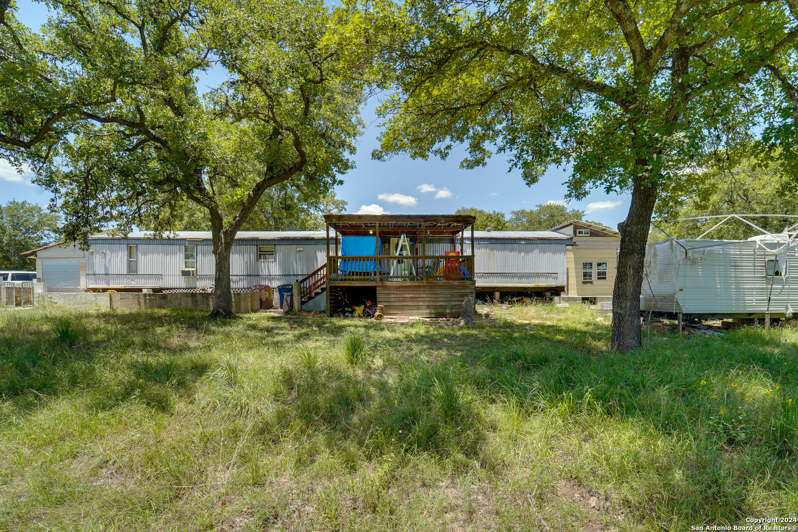 Photo 5 of 19 of 218 TRAILS END mobile home