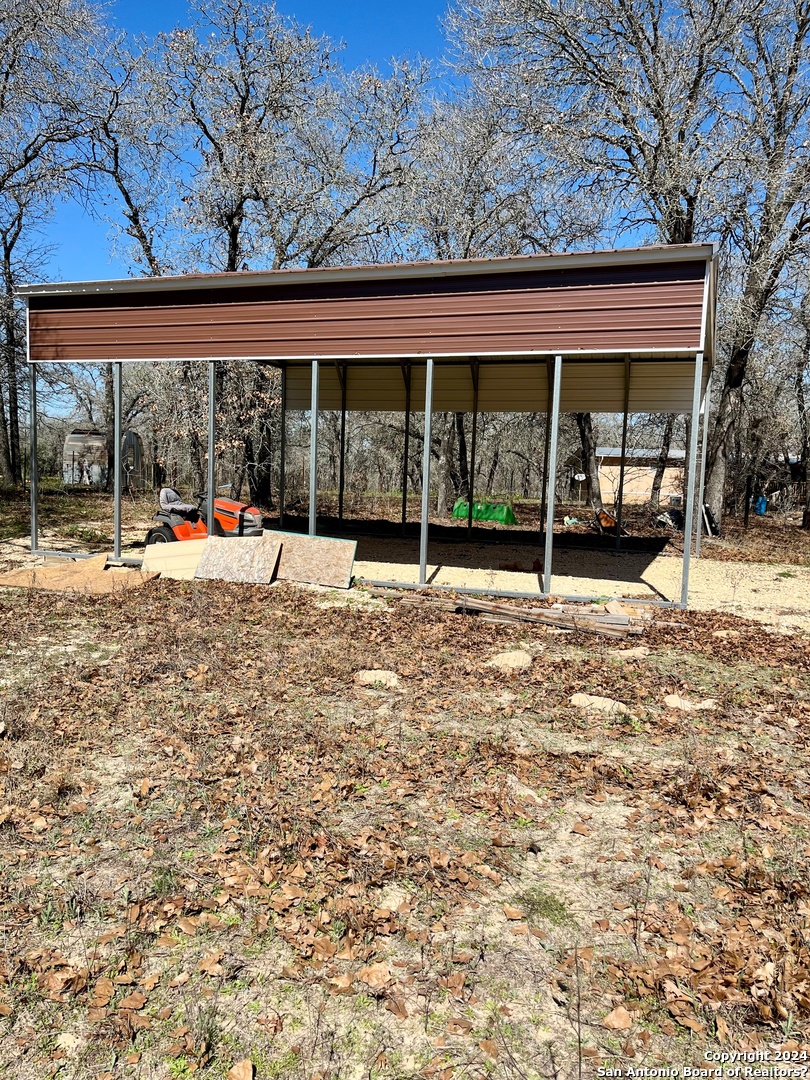 Photo 23 of 29 of 221 OAK HOLLOW DR mobile home