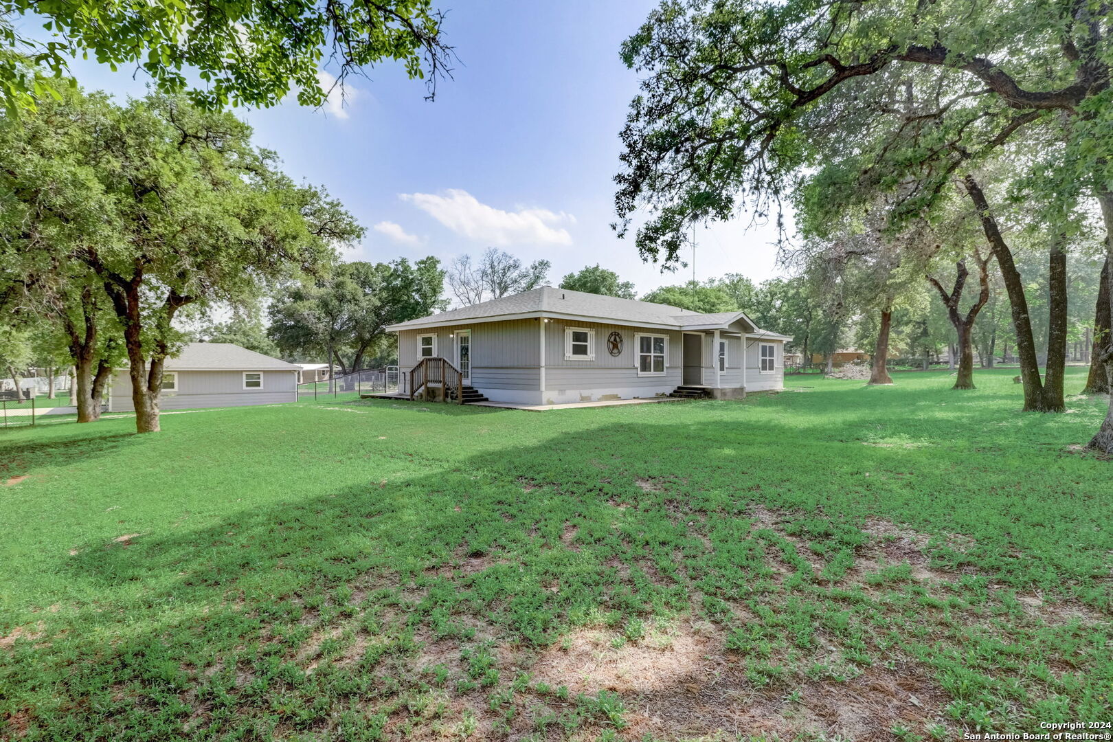 Photo 1 of 57 of 285 OAK HOLLOW DR house