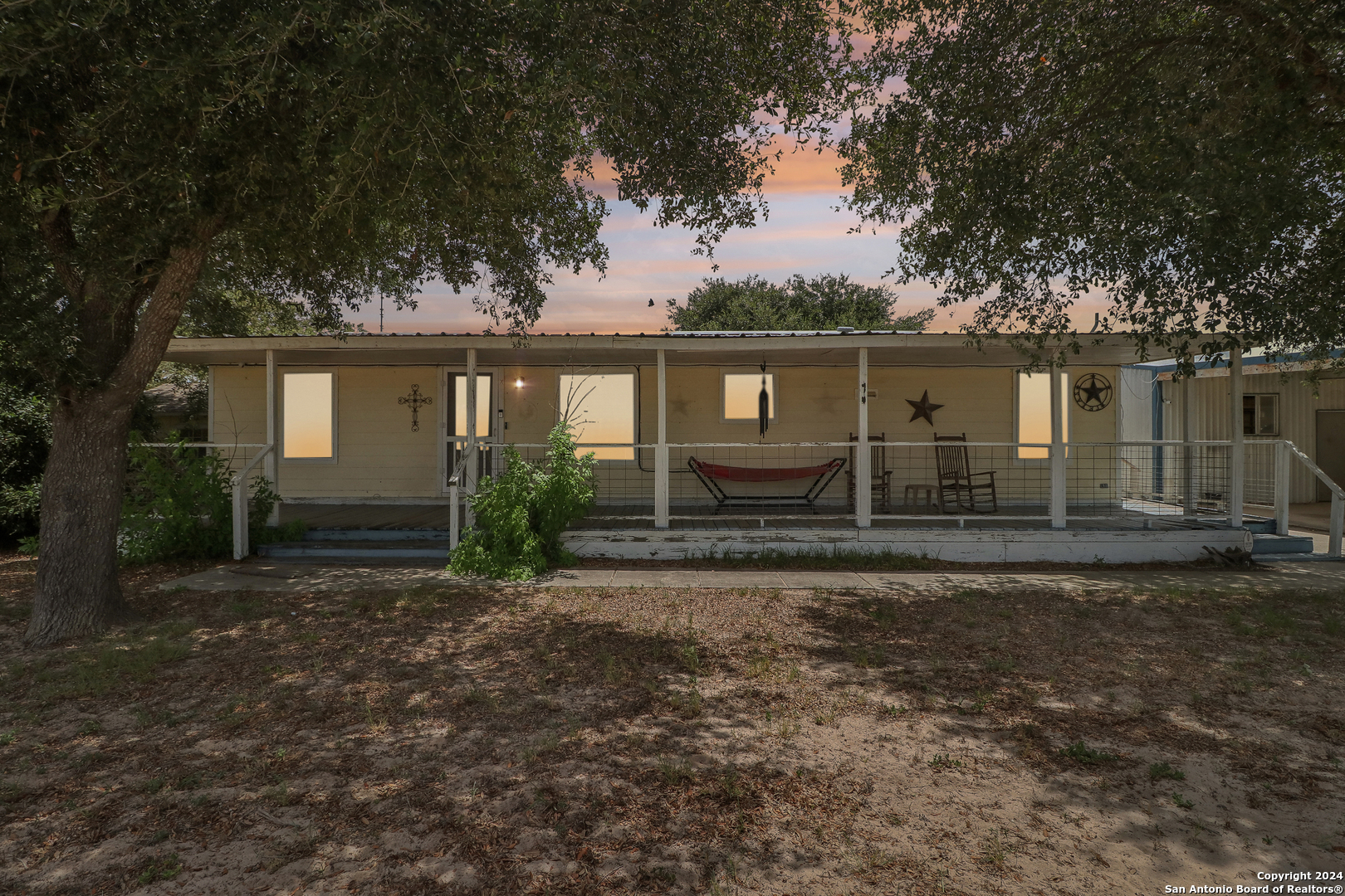 Photo 1 of 69 of 154 LAKEVIEW CIRCLE mobile home