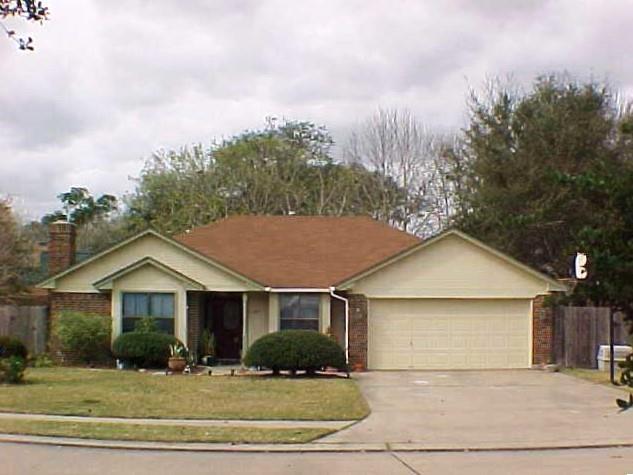 Photo 1 of 17 of 120 Bougainvillea Street house