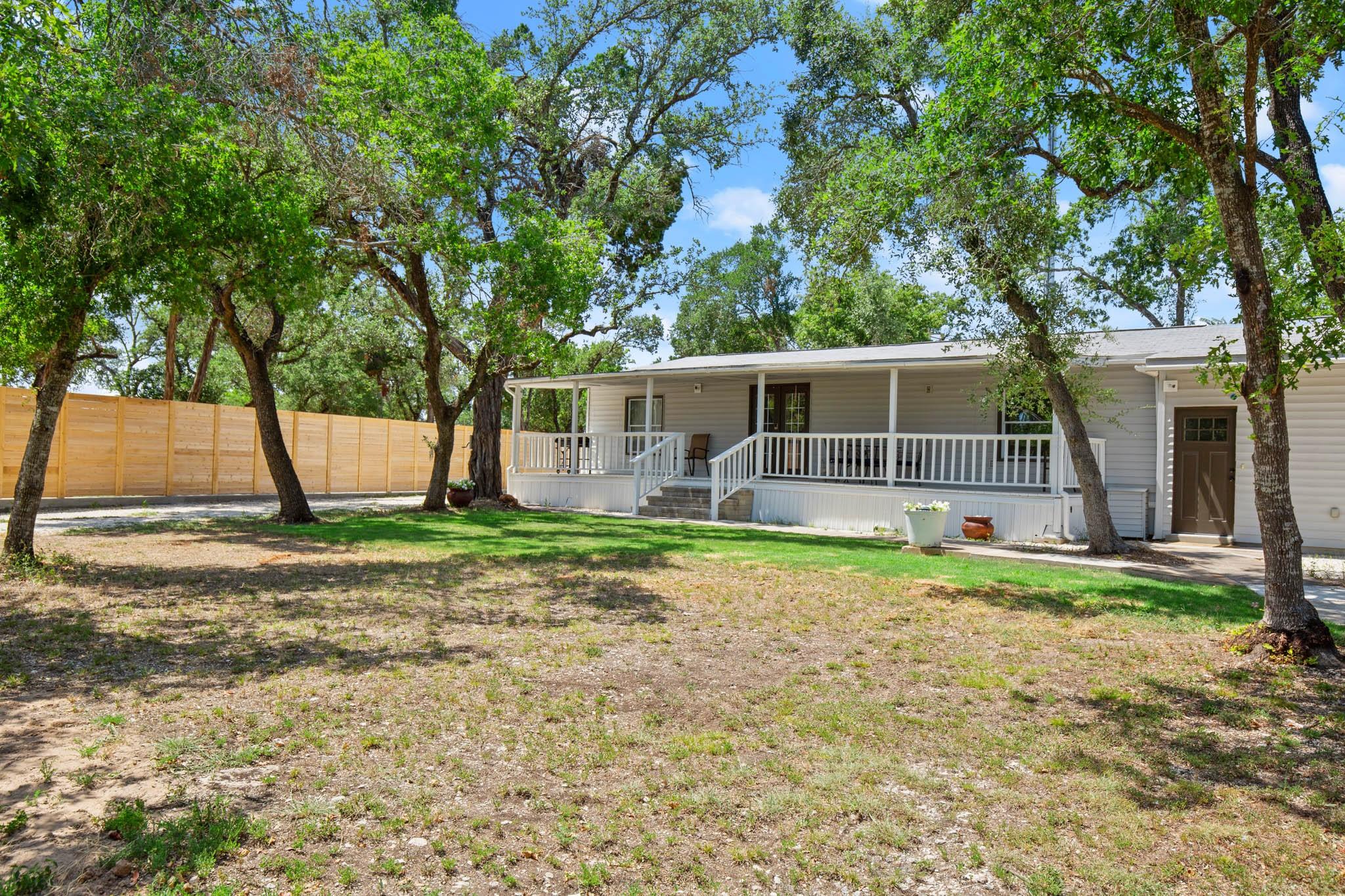 Photo 3 of 27 of 701 Bonita Verde DR mobile home