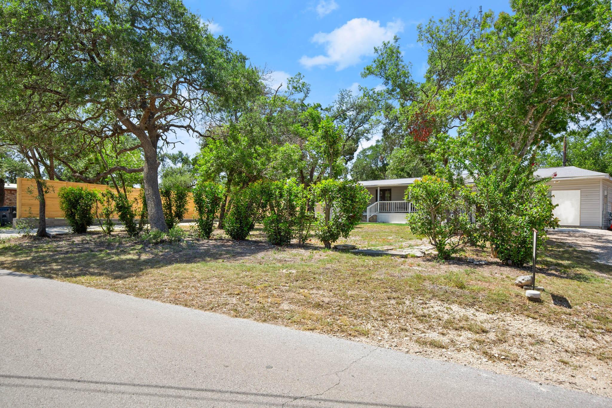 Photo 4 of 27 of 701 Bonita Verde DR mobile home