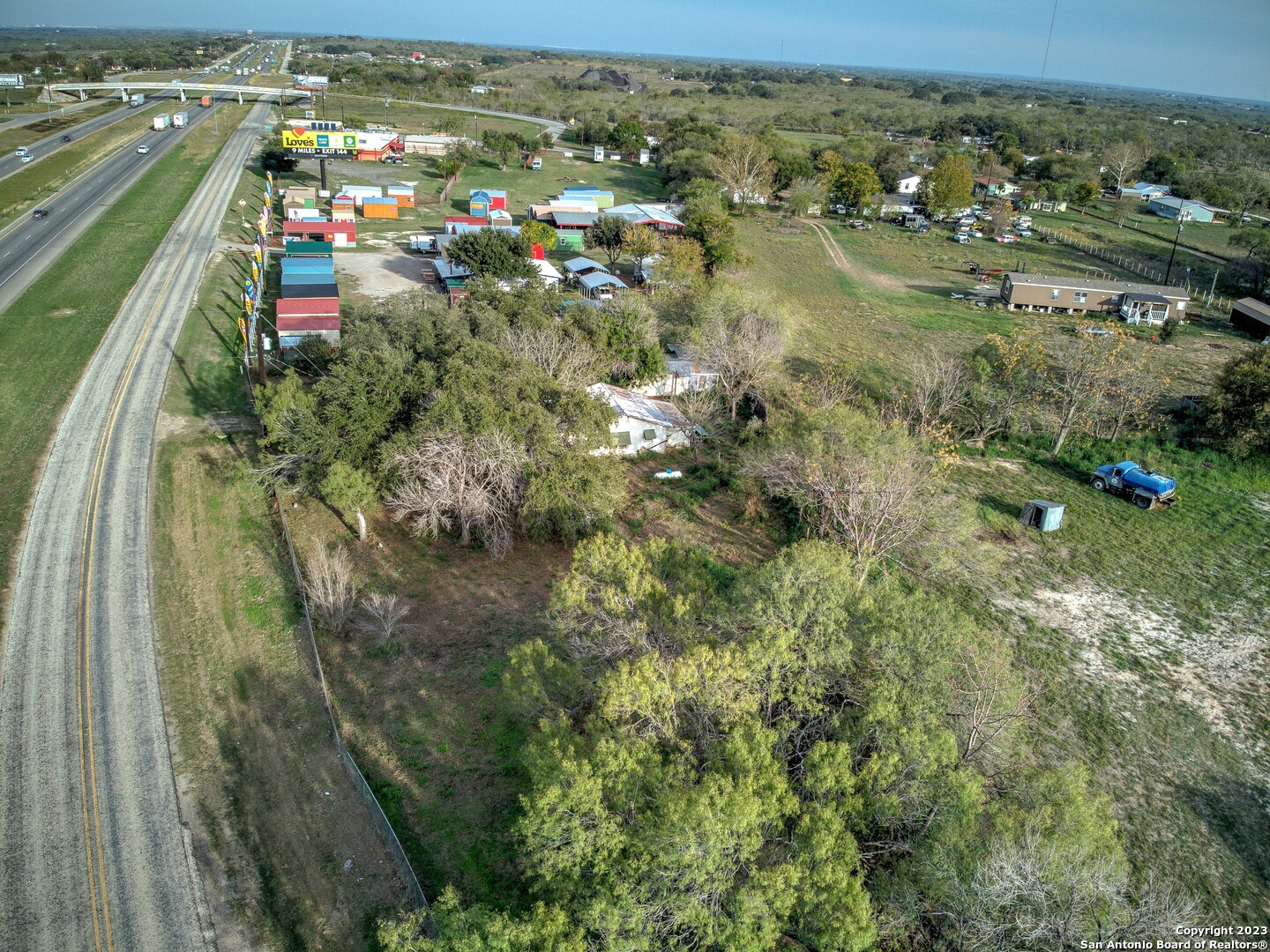 Photo 26 of 32 of 17770 Interstate 35 S house