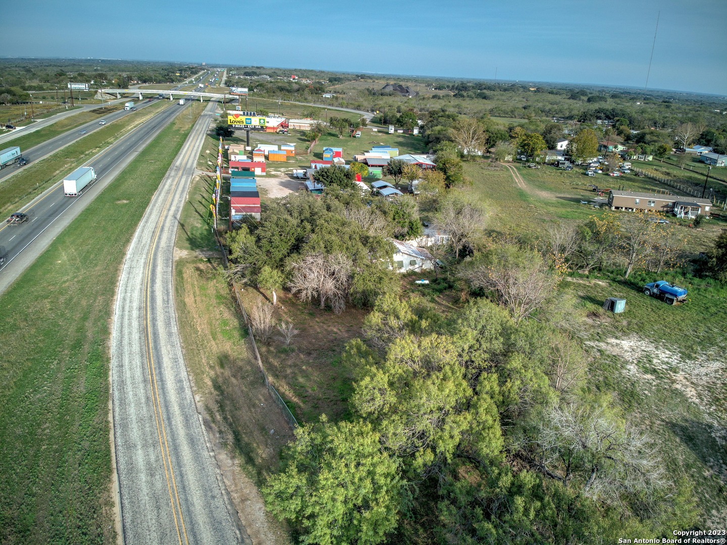 Photo 27 of 32 of 17770 Interstate 35 S house