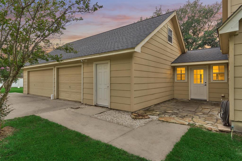 Photo 5 of 50 of 22202 Timber Ridge Drive house