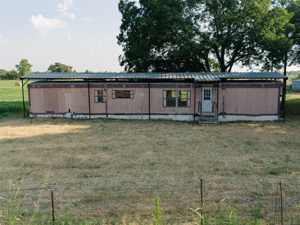 Photo 1 of 37 of 117 Bluebonnett house