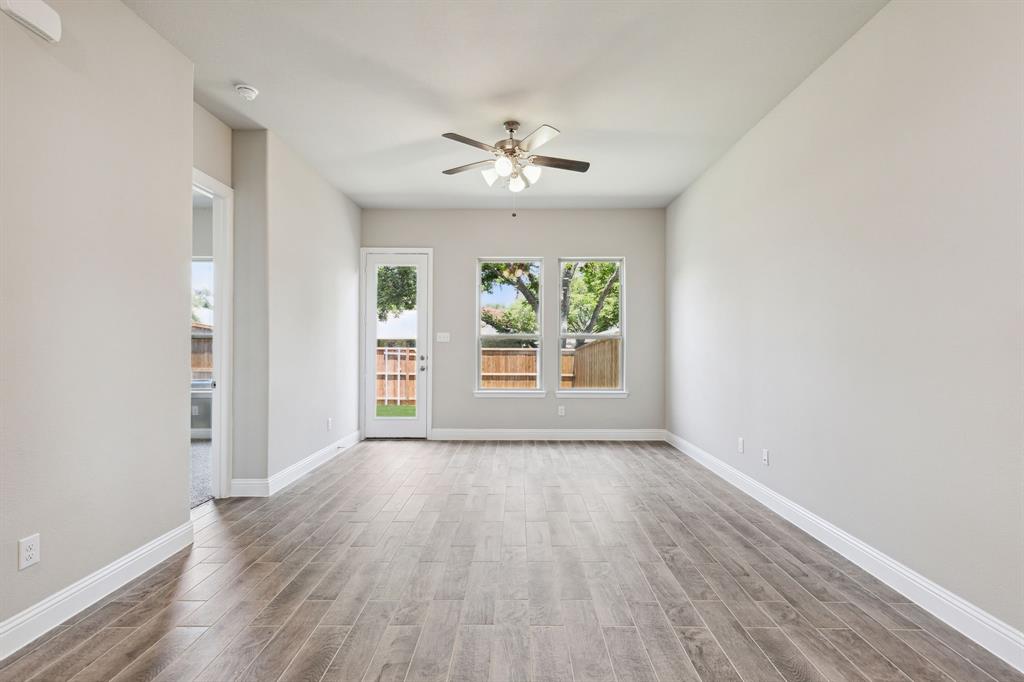 Photo 5 of 13 of 3132 Galveston Street townhome