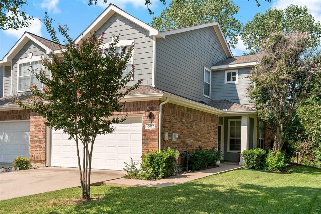 Photo 1 of 39 of 10025 Castlewood Drive townhome