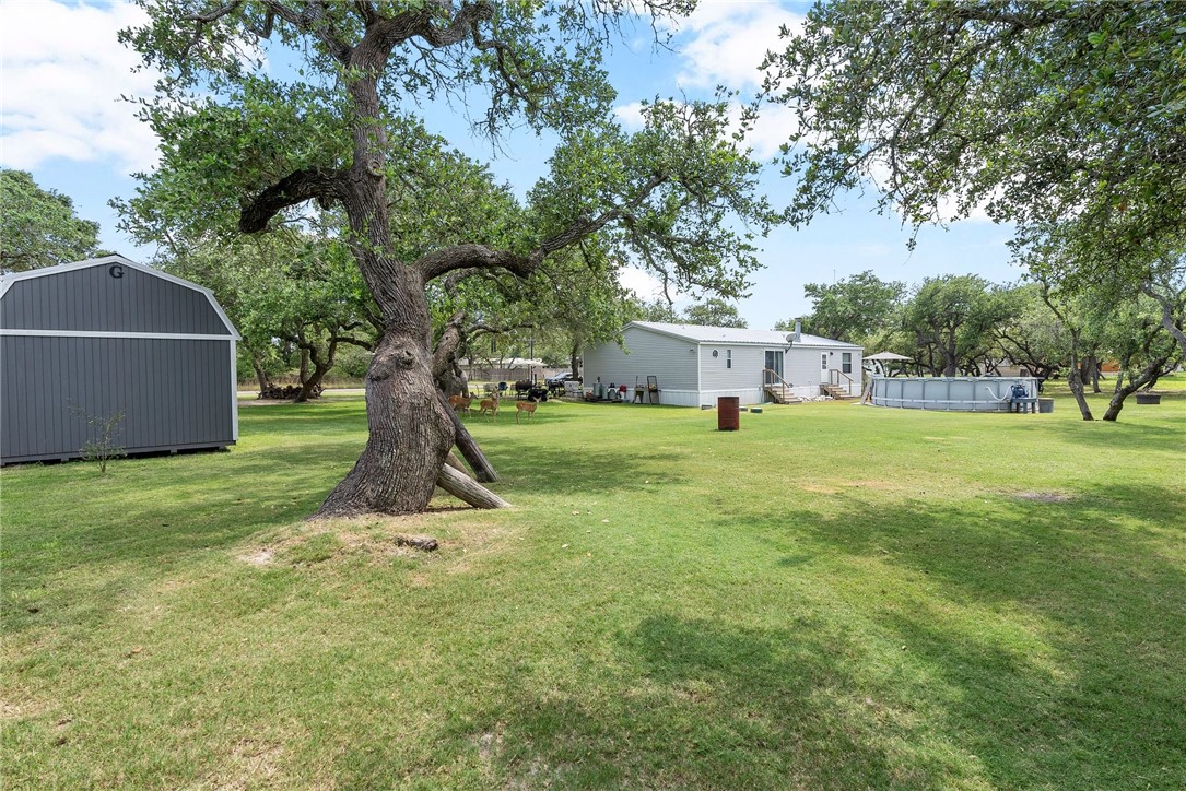 Photo 6 of 37 of 1331 8th Street mobile home